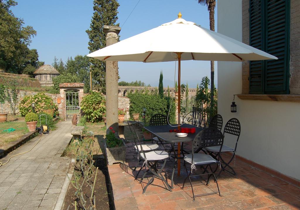 Villa Rossini Lucca Camera foto