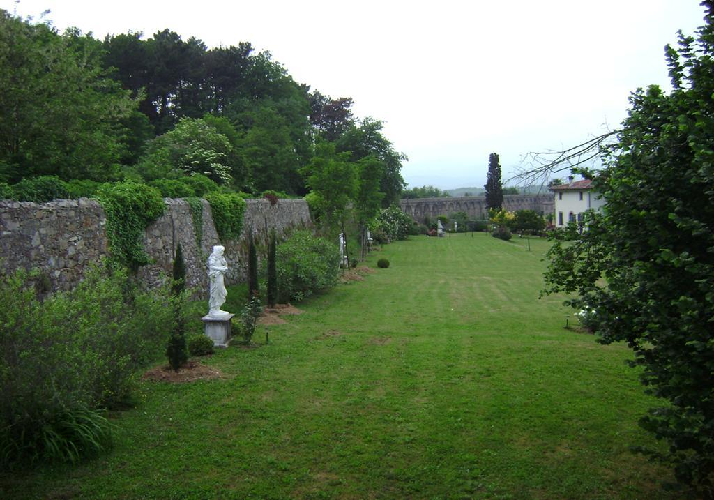 Villa Rossini Lucca Camera foto